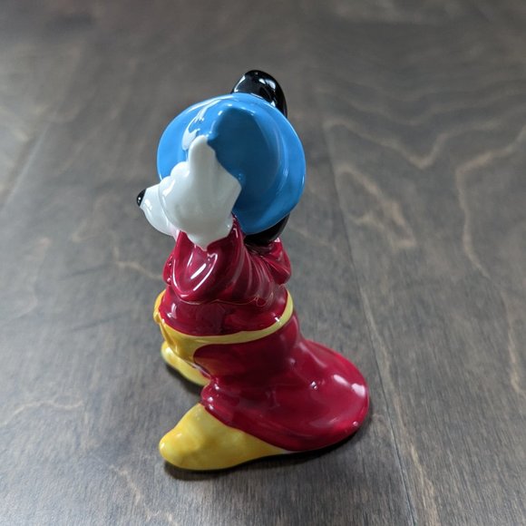 Mickey Mouse - Picture 2 of 6